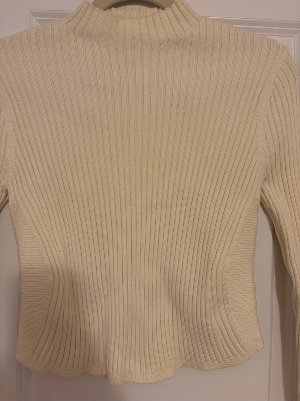 SADIE AND SAGE
Bakery Ribbed Knit Sweater - Picture 4 of 4